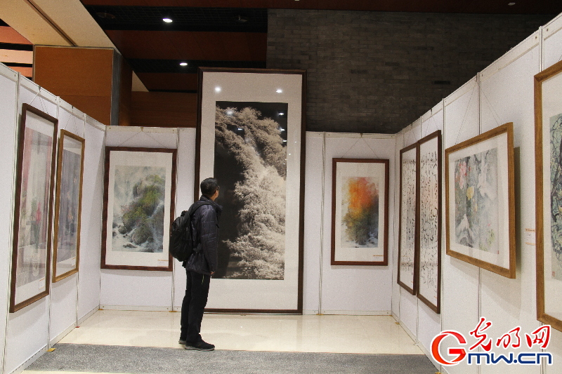 “方寸见金句——治国理政中的中华文化”两岸篆刻书画展在京开幕