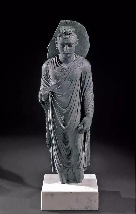 犍陀罗立式佛像，大英博物馆藏，公元2-3世纪